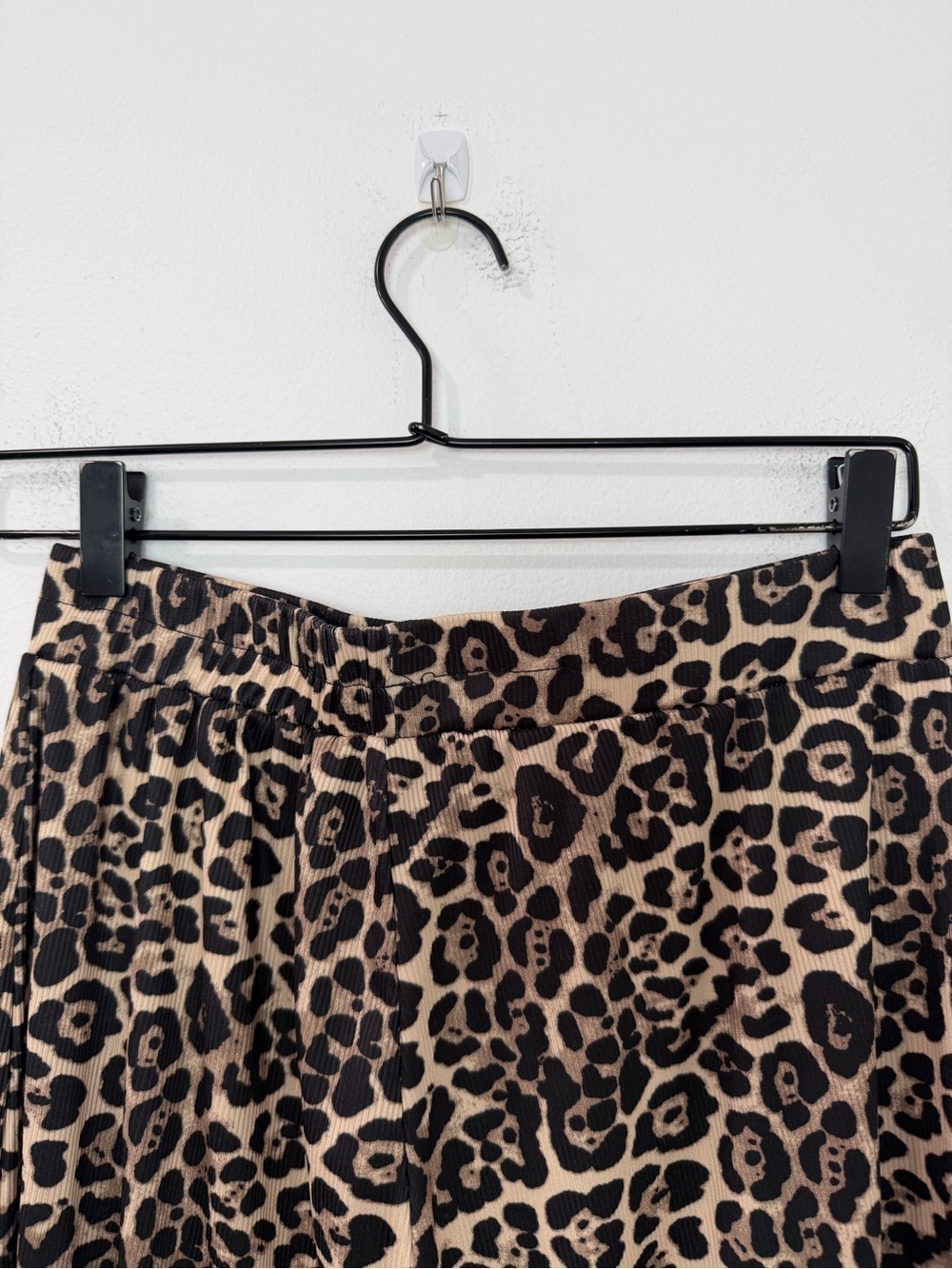 Wknd Chasers My Reputation Leopard Pants Wide Leg Size Large - Picture 6 of 10
